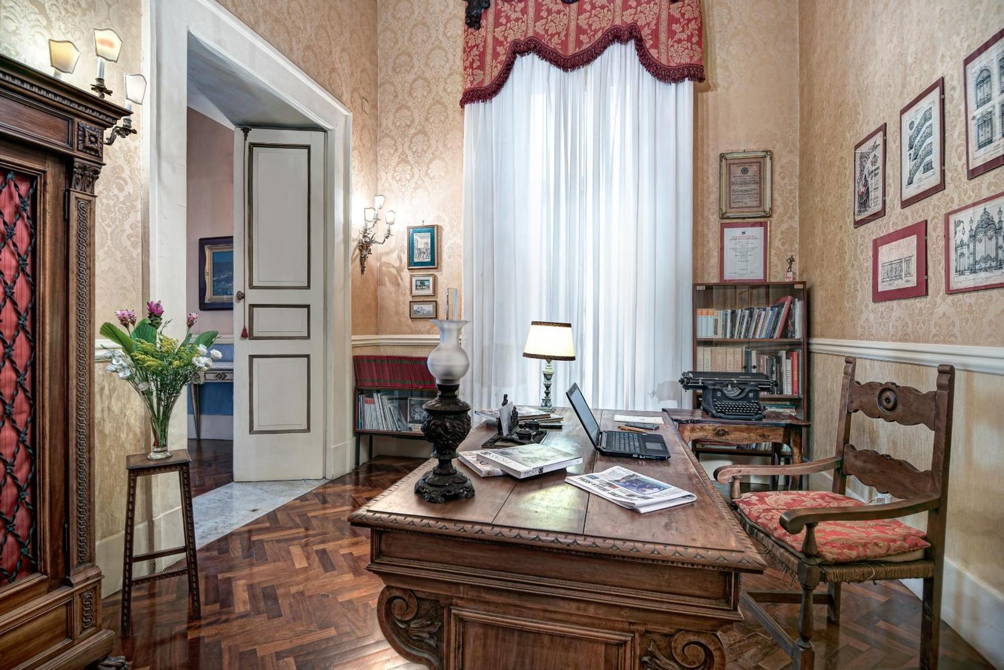 Arthouse Lady Marys Tribunali Luxury Suite Nápoly Kültér fotó
